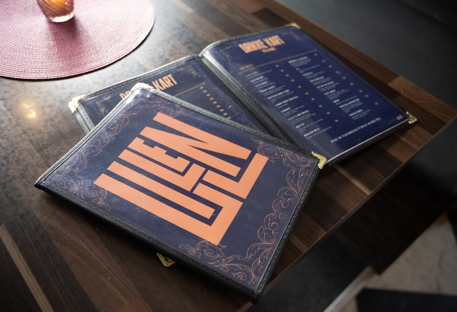 Menykort med egen design for Lille'n